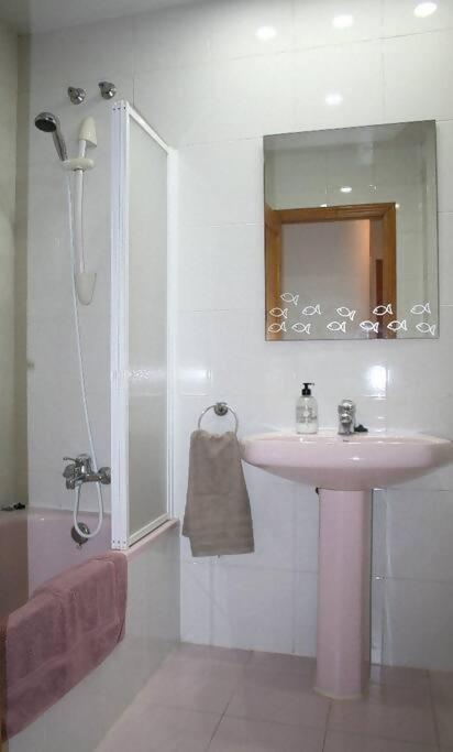 Beachside Apartment In The Centre Of El Campello Luaran gambar