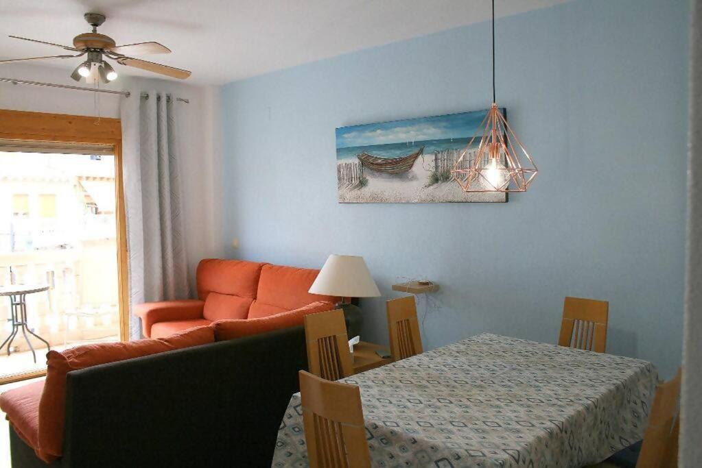 Beachside Apartment In The Centre Of El Campello Luaran gambar